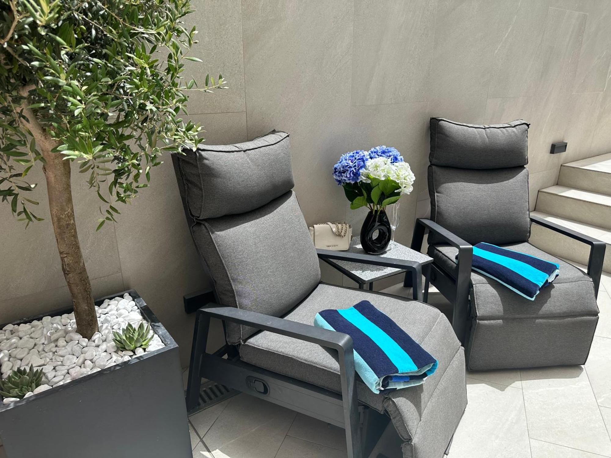 Apartment One B With Heated Private Pool Dubrovnik Eksteriør billede